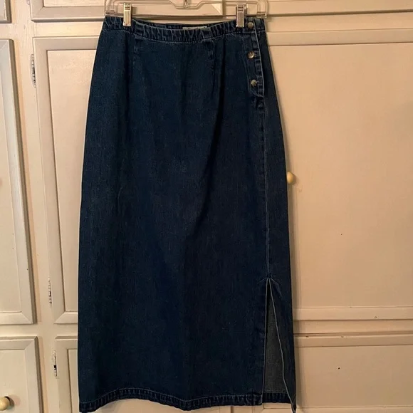 Eddie Bauer Dark Blue Maxi Denim Skirt with Side Slit Size 10 - Picture 1 of 3